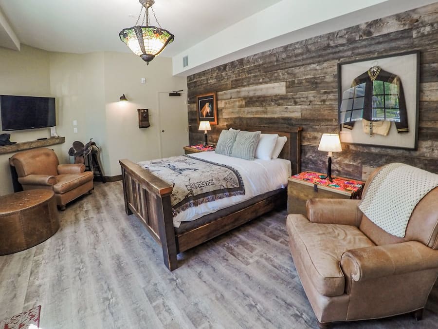 Superior Single Room (Carriage House) | Individually decorated, individually furnished, free WiFi, bed sheets