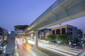 Front of property - evening/night - Gems Park Don Mueang (Bangkok)