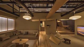 Japanese Style Room With Open-Air Bath (Room #403) : 2 meals (No Child Allowed, Check in until 7pm) | Premium bedding, down comforters, in-room safe, laptop workspace