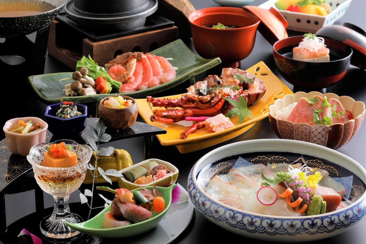 Hochwertige Bettwaren, Daunenbettdecken, Zimmersafe