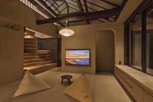 Japanese Style Room With Open-Air Bath (Room #403) : 2 meals (No Child Allowed, Check in until 7pm) | Roupas de cama premium, edredons de pluma, cofres nos quartos