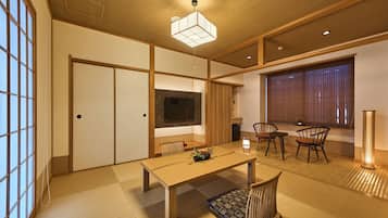 Hochwertige Bettwaren, Daunenbettdecken, Zimmersafe