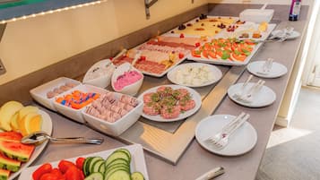 Desayuno estilo bufé