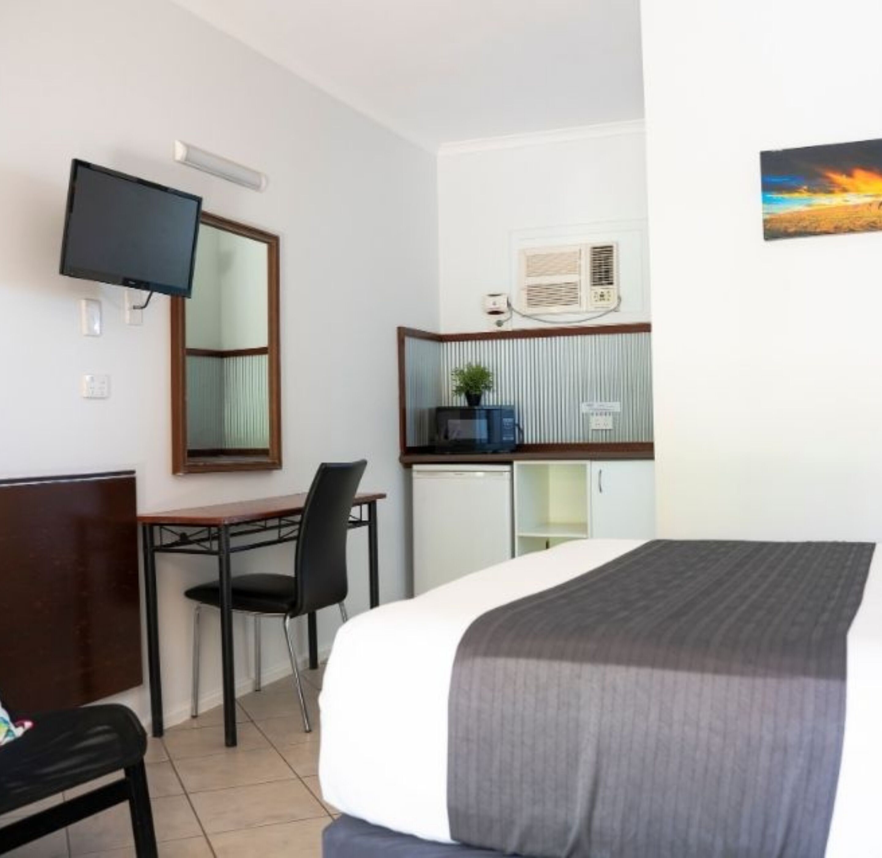 Individuell dekoriert, individuell eingerichtet, Schreibtisch