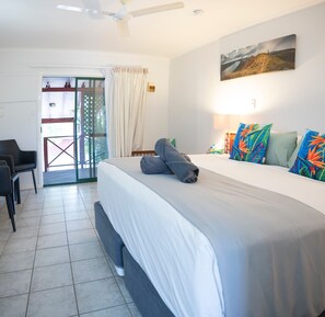 King Room | Individually decorated, individually furnished, desk, laptop workspace