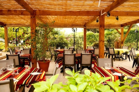 Déjeuner servi sur place