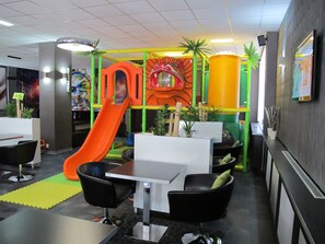 Children’s play area – indoor
