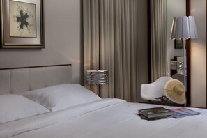 1 bedroom, Frette Italian sheets, premium bedding, down comforters