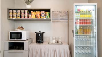 Alimentos y bebidas