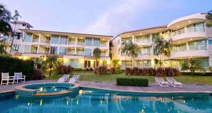 Makathanee Resort