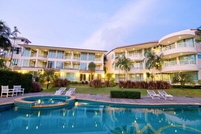 Makathanee Resort