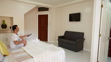 Executive Room | Premium bedding, memory-foam beds, in-room safe, individually decorated