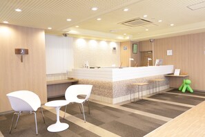 Reception - Hotel Green Mark (Sendai)