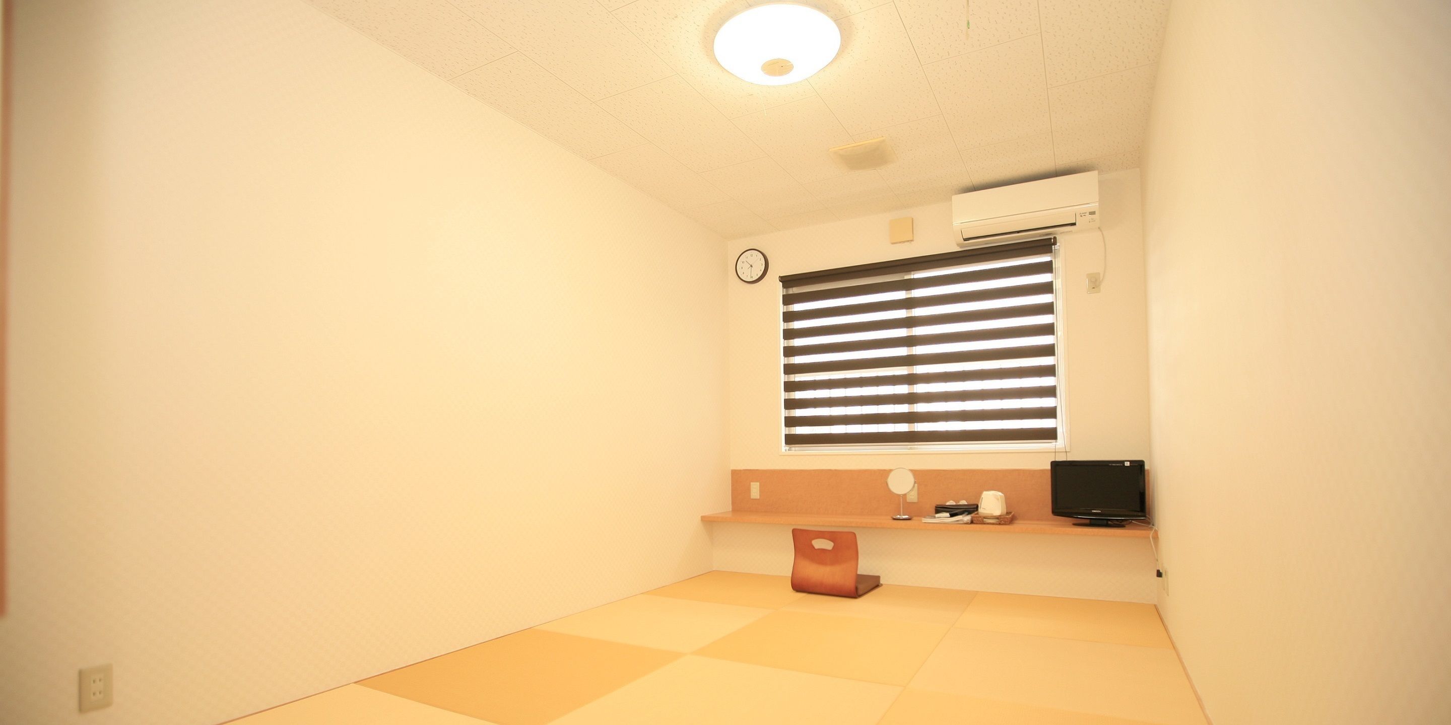 twin room | free wifi, bed sheets