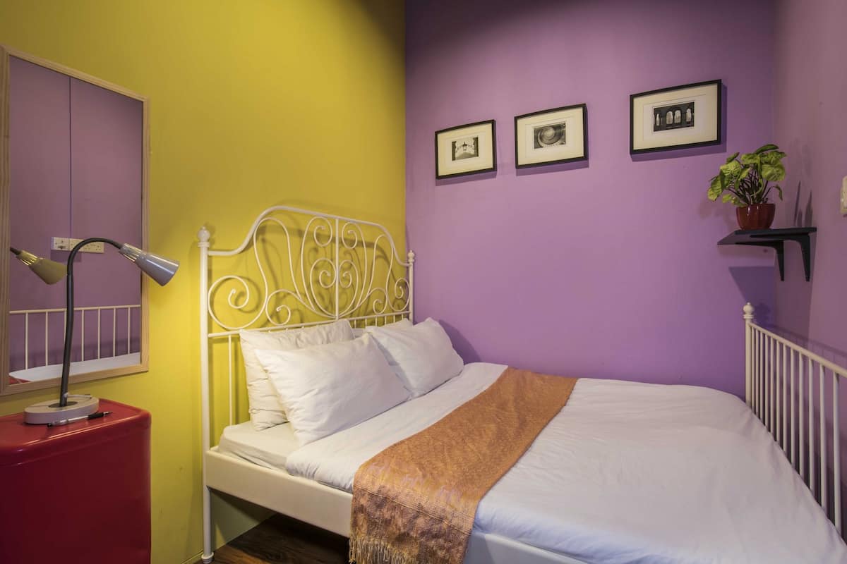 In-room safe, iron/ironing board, free WiFi