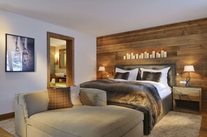 Suite, Balcony, Mountain View (Jagdhof - Südbalkon) | In-room safe, free WiFi, wheelchair access - Hotel Arlberg (Lech am Arlberg)