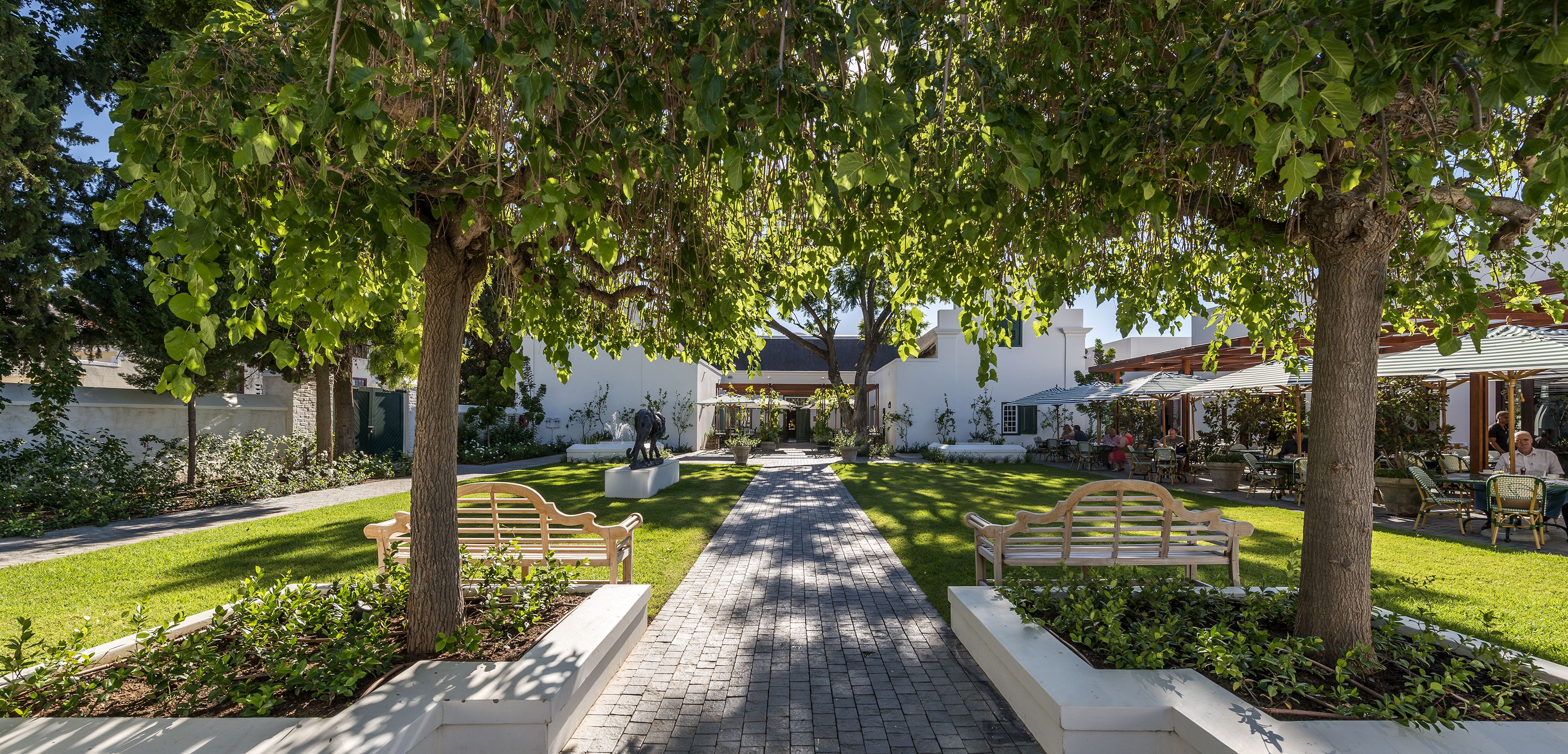 숙박 시설의 전망