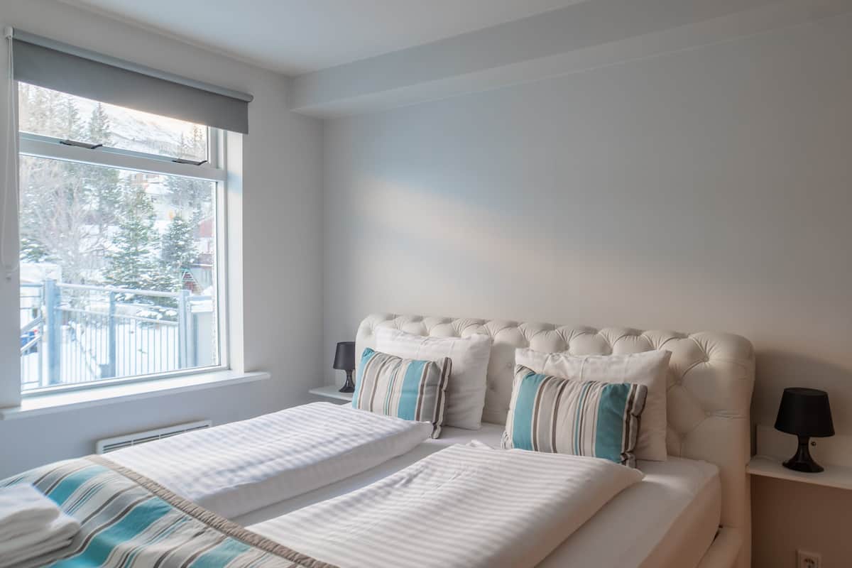 1 bedroom, premium bedding, individually furnished, blackout curtains