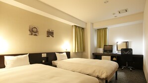 A hotel room with two beds, a desk, a chair, and a television. - Business Hotel SUNP (Shizuoka)