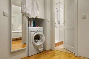 Executive-Suite | Zimmersafe, Schreibtisch, schallisolierte Zimmer, Bügeleisen/Bügelbrett
