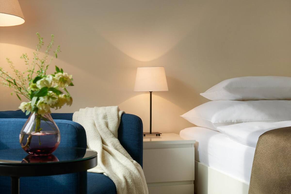 In-room safe, desk, soundproofing, iron/ironing board