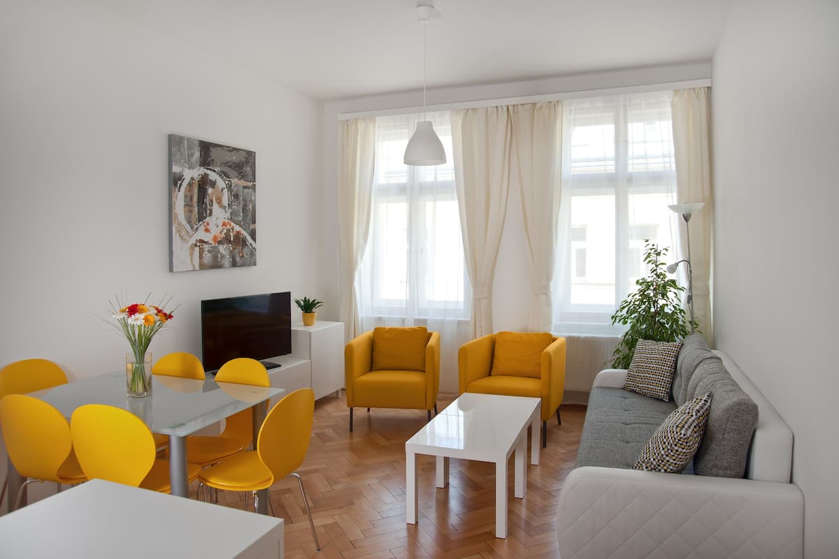 Apartment, 2 Bedrooms | Living room | LED TV