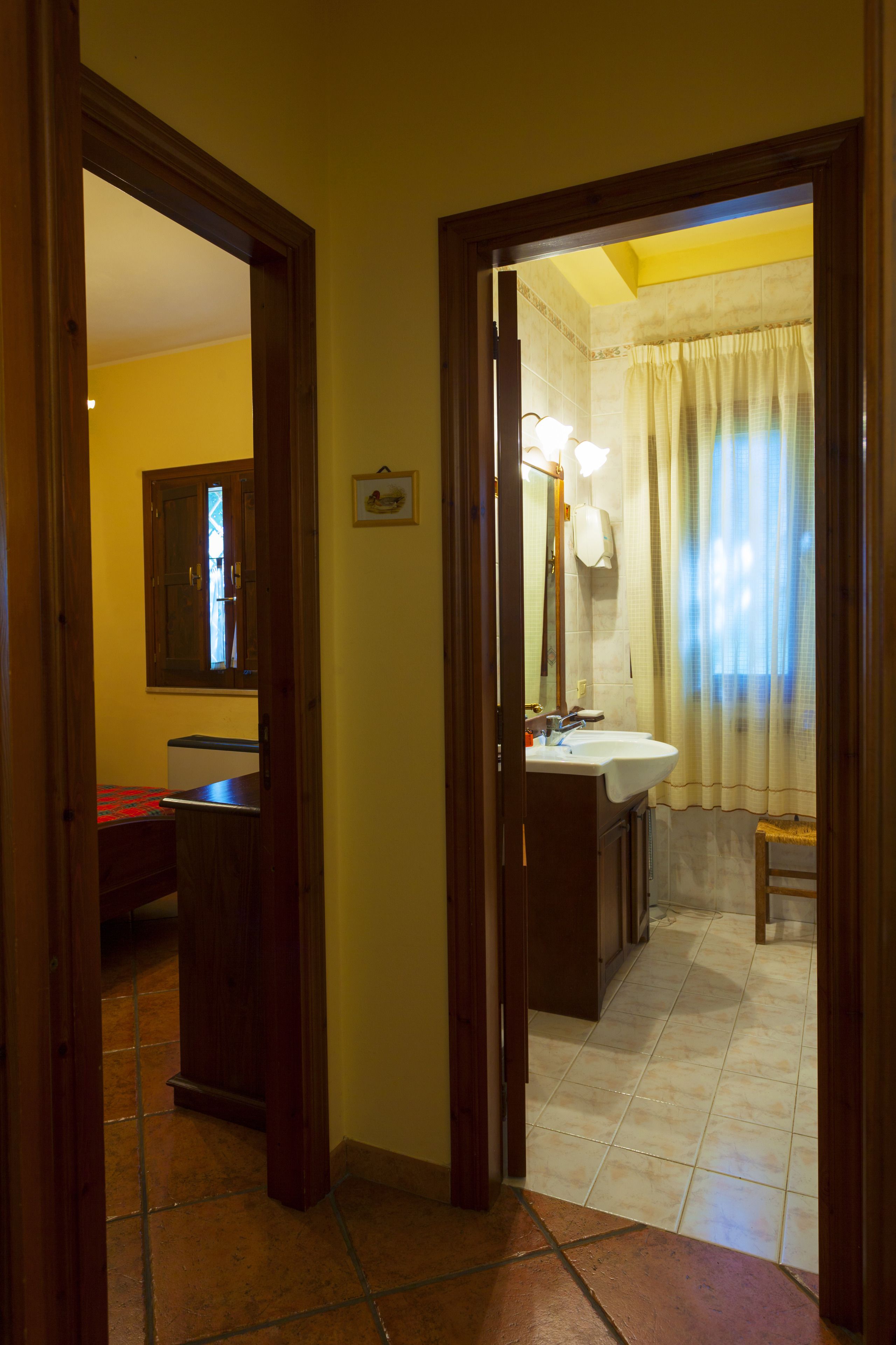 Room amenity