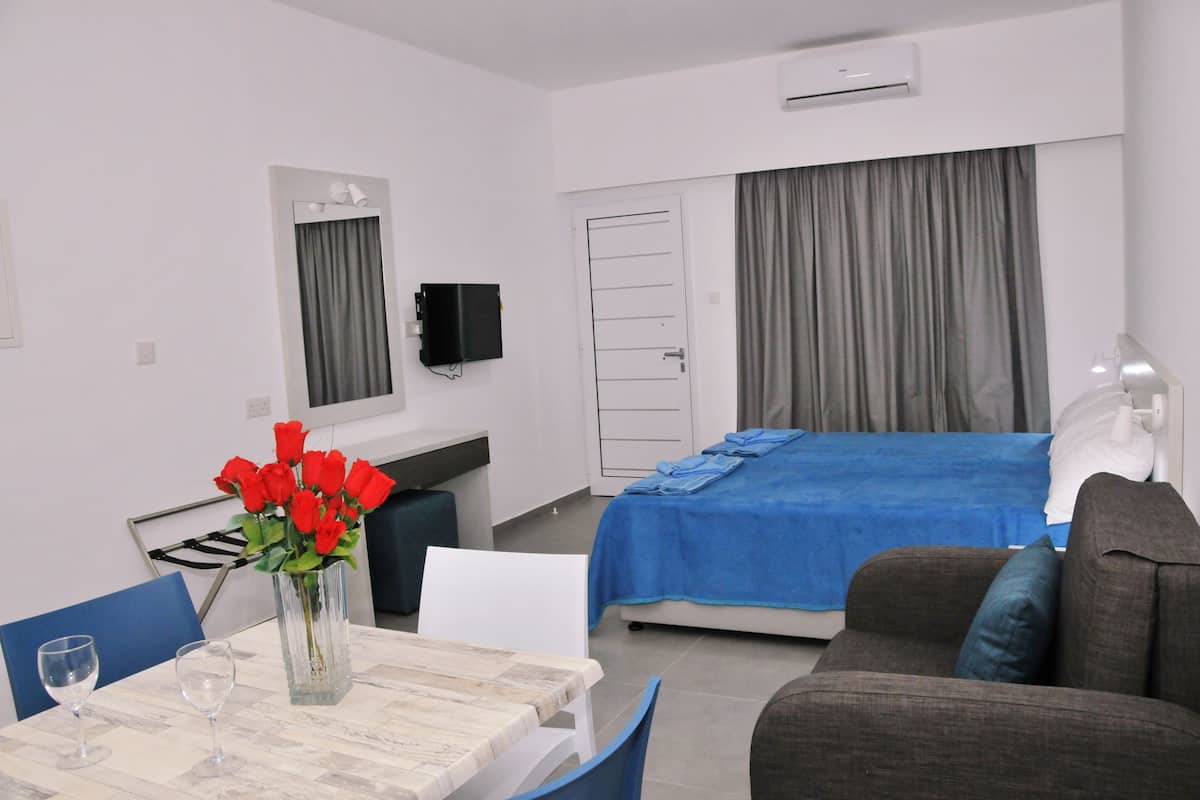 Studio Deluxe, quang cảnh thành phố | 1 phòng ngủ, phòng cách âm, bàn ủi/dụng cụ ủi quần áo