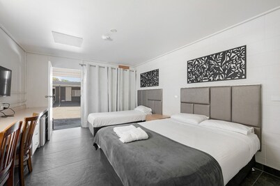 Gladstone CBD Motel