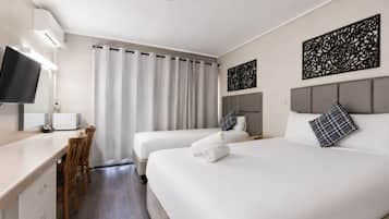 Deluxe Twin Room | Escritorio, espacio para trabajar con un portátil, cortinas opacas