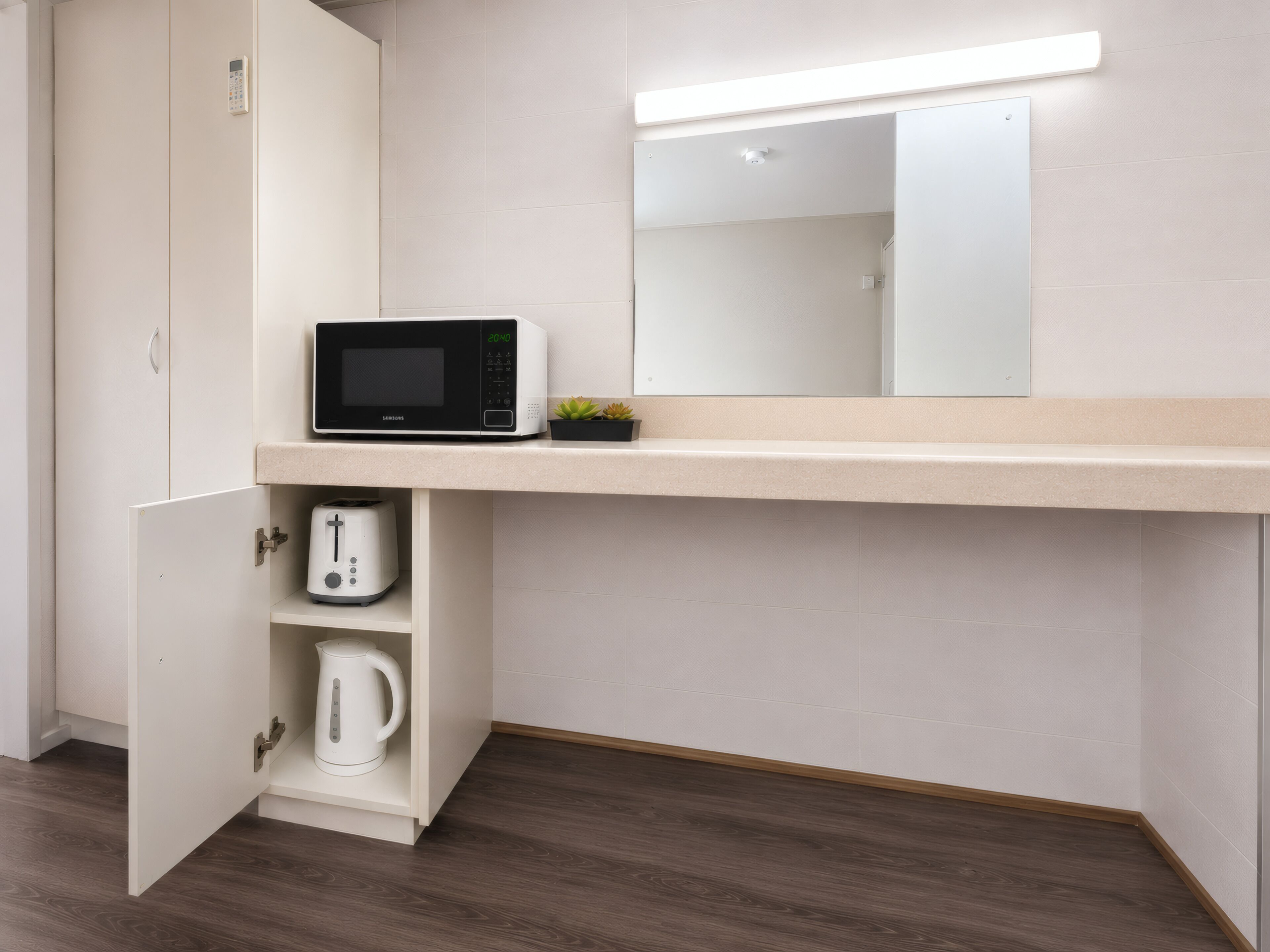 Deluxe King Room | Escritorio, espacio para trabajar con un portátil, cortinas opacas