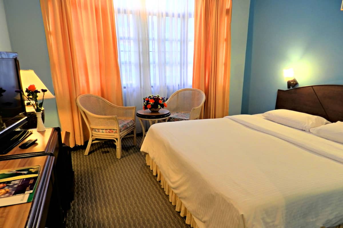 Standard Double Room | In-room safe, desk, free WiFi, bed sheets