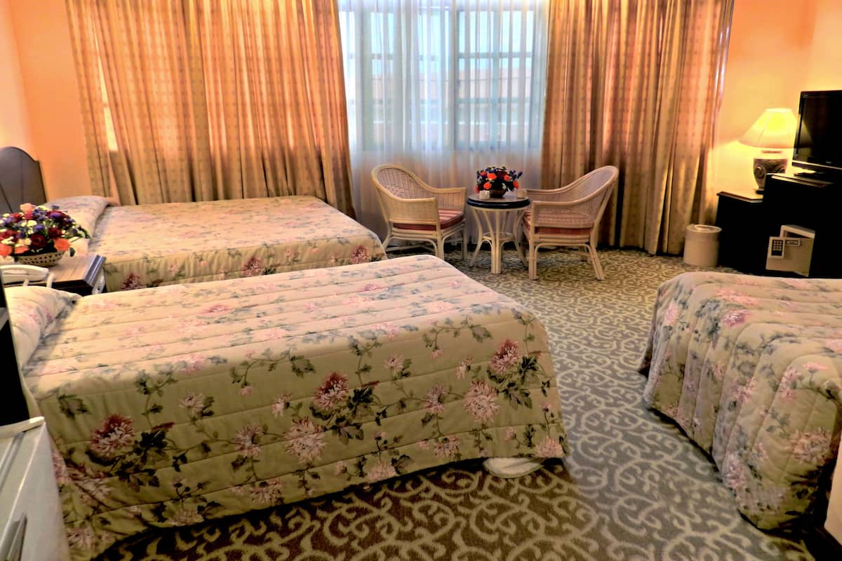 خزنة داخل الغرفة ومكتب وواي فاي مجانًا وملاءات أسرّة