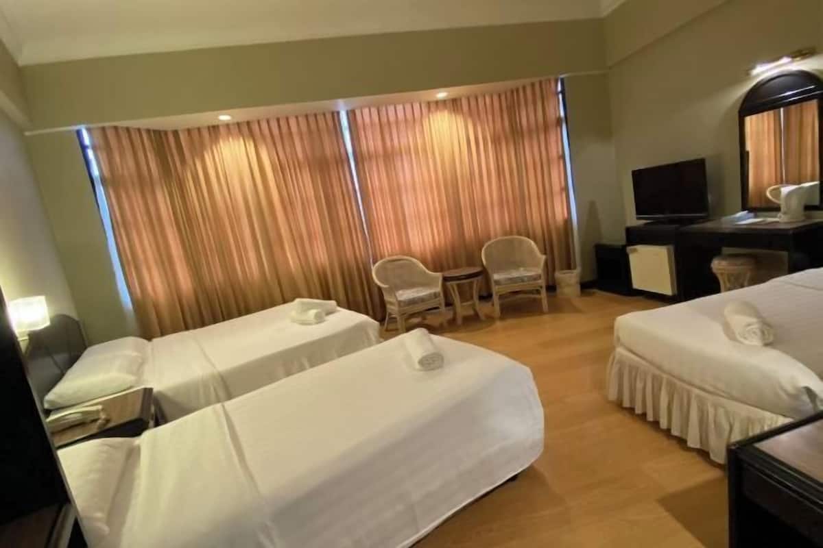 In-room safe, desk, free WiFi, bed sheets
