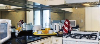 Mayla Apartments