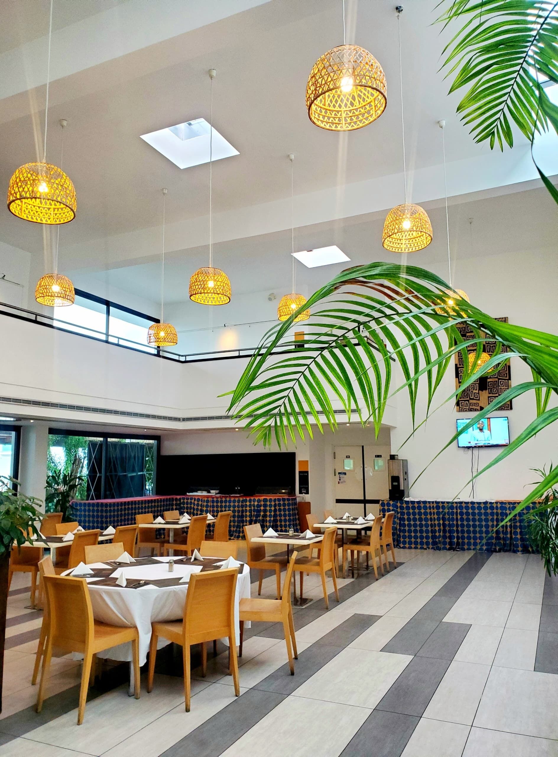 아침 식사, 점심 식사, 저녁 식사 제공, 아프리카 요리