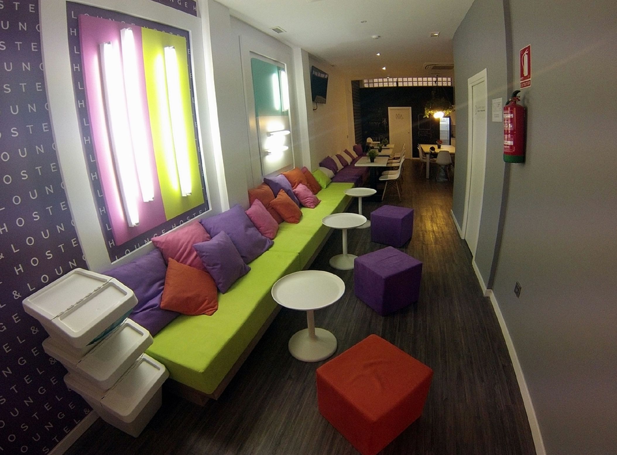 Photo - Chameleon Youth Hostel Alicante