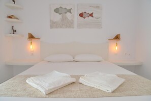 Coffres-forts dans les chambres, fer et planche à repasser