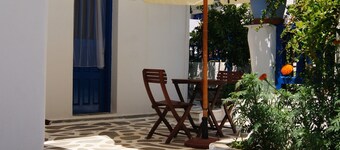 Giannis Hotel Apartments
