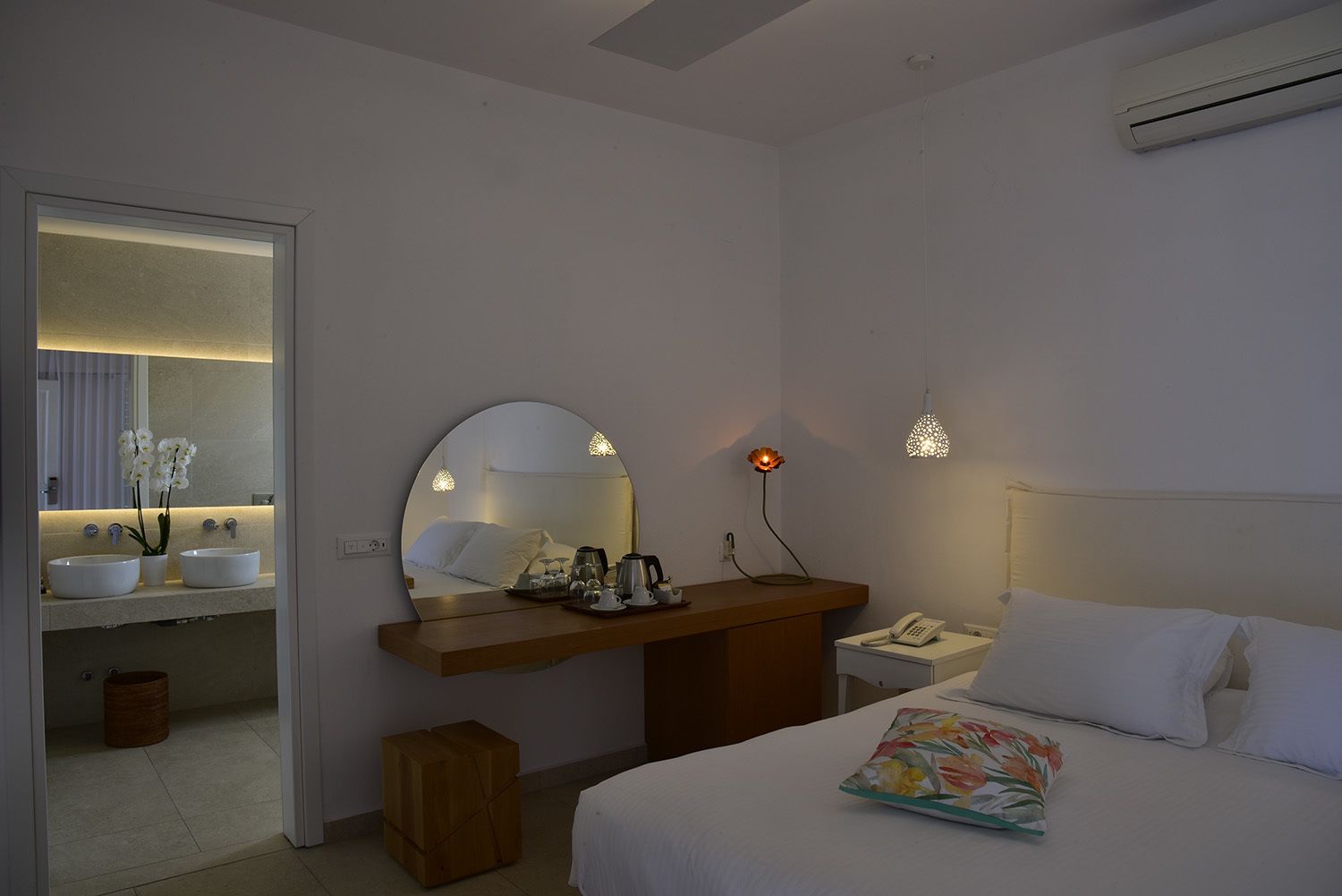 in-room safe, iron/ironing board, free cots/infant beds, rollaway beds