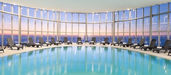 Eurostars Oasis Plaza Hotel