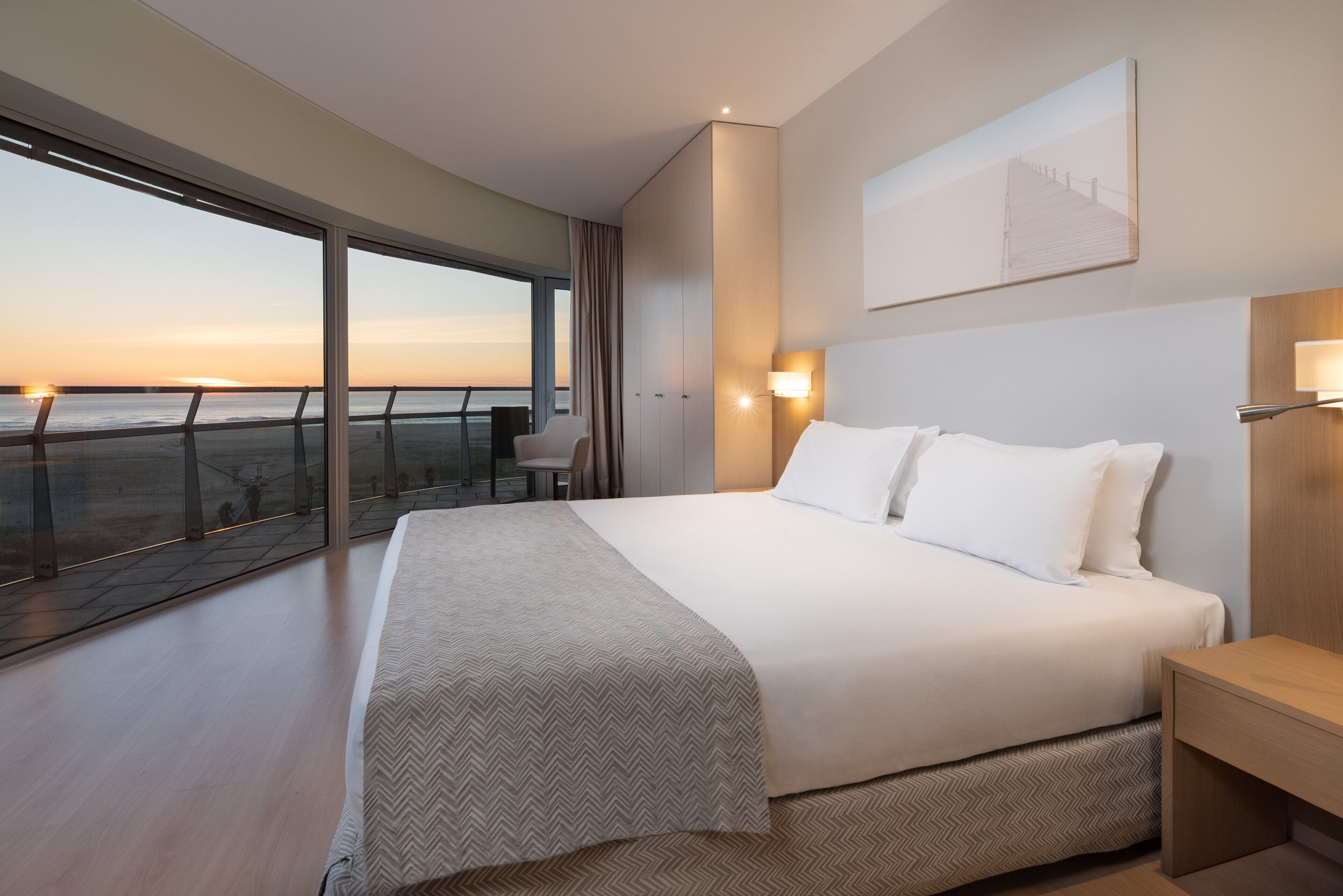 Minibar, in-room safe, desk, soundproofing