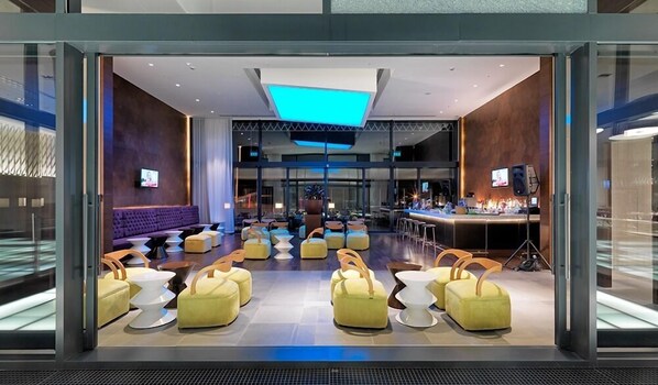 Bar (on property) - Workinn Hotel (Cayirova)