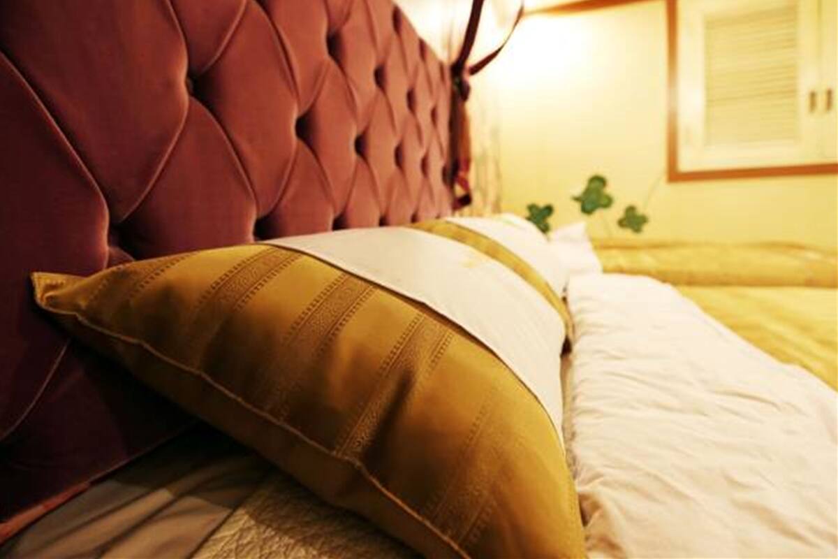 Tomannsrom – business, 1 soverom, røyk, byutsikt | Italienske Frette-laken, dundyner, memory foam-senger og skrivebord
