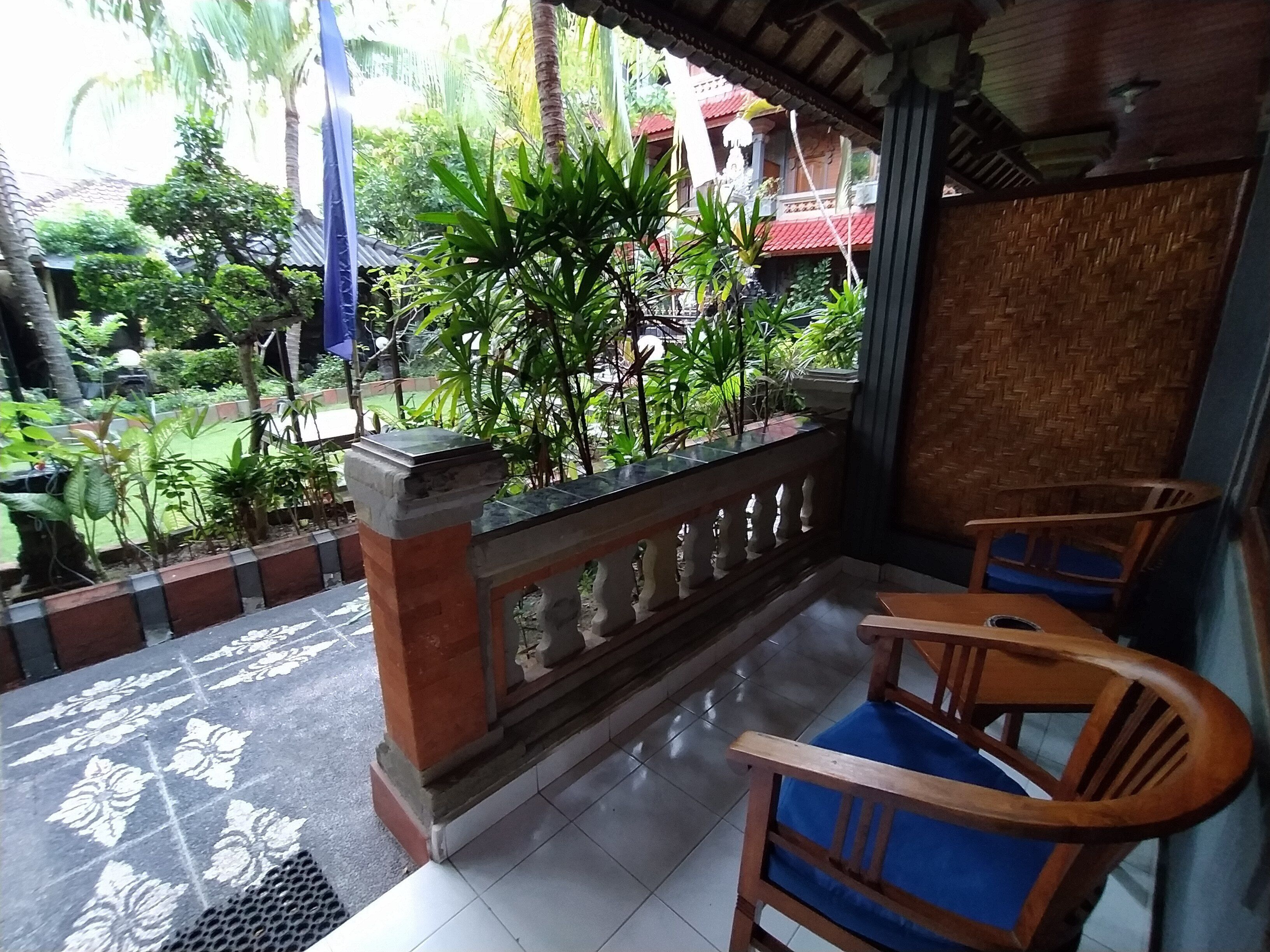 deluxe room | terrace/patio