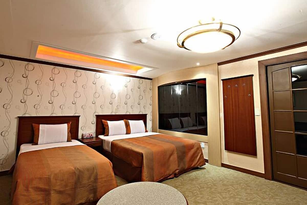 Family Twin Room (Ondol - Korean traditional bed type)