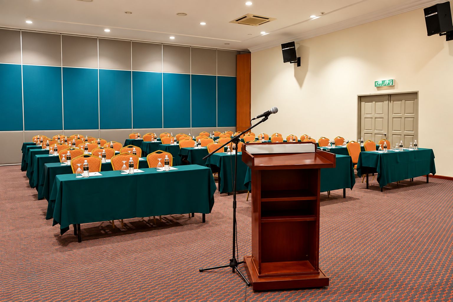 Meeting facility
