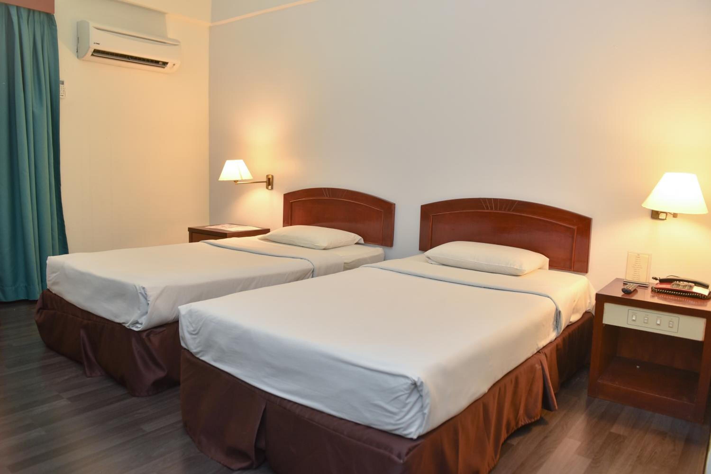 in-room safe, desk, iron/ironing board, free wifi