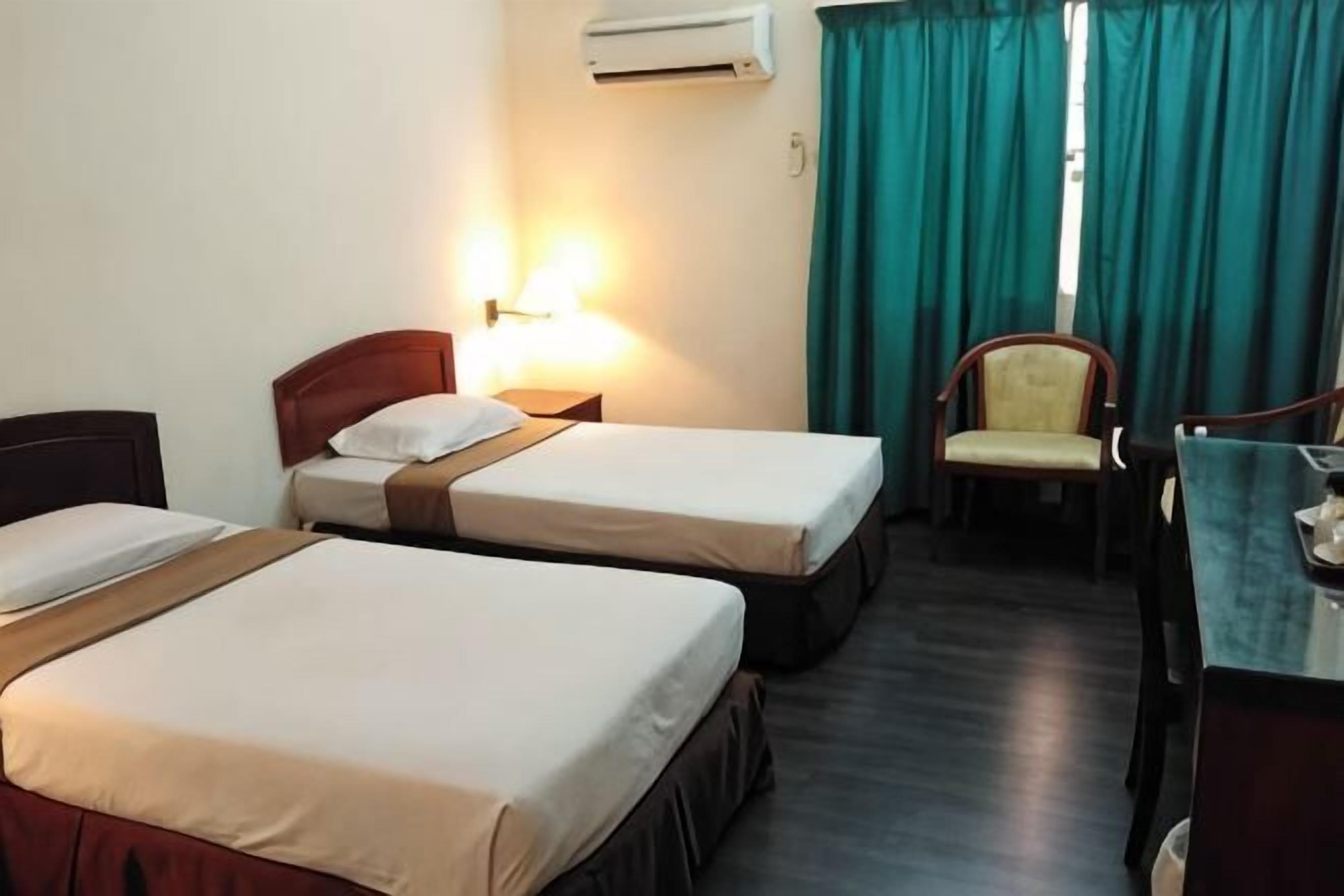 In-room safe, desk, iron/ironing board, free WiFi