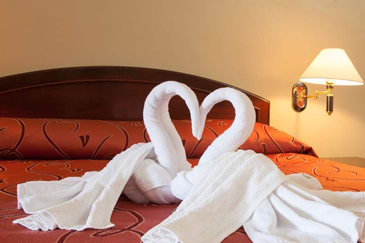 Desk, bed sheets